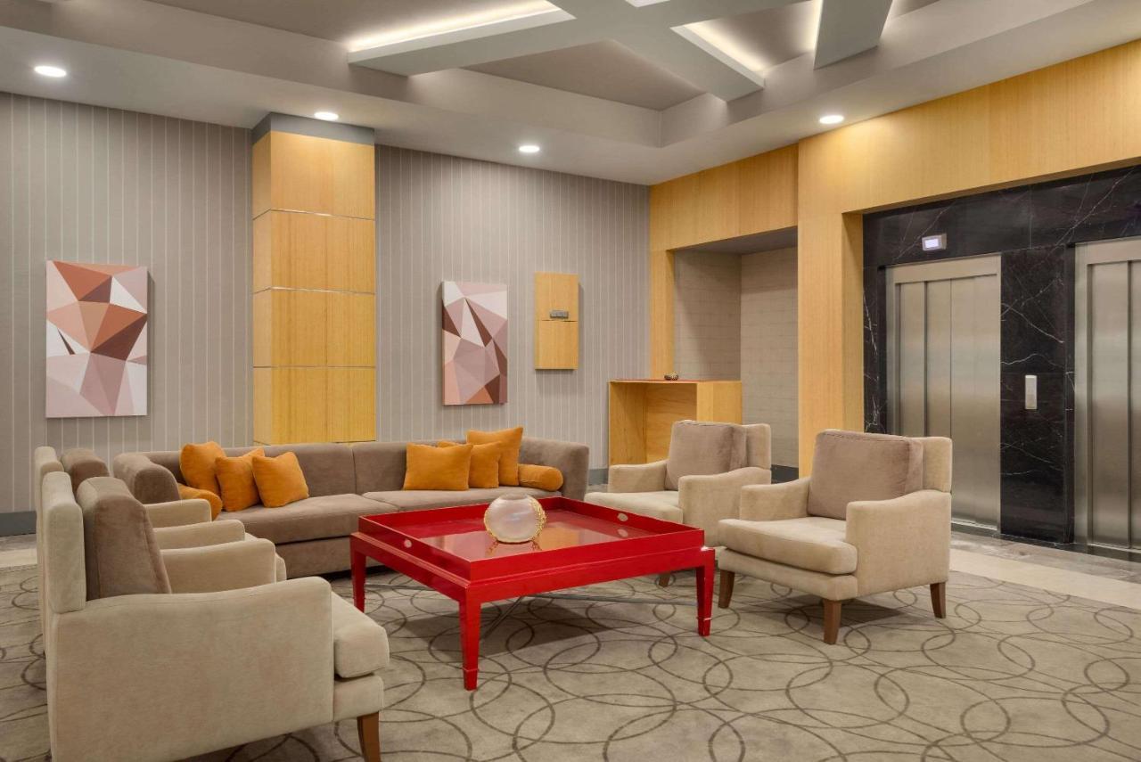 Ramada Plaza By Wyndham Eskisehir Exterior photo